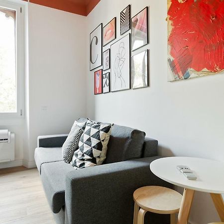 Modern And Cozy Apt In Porta Romana Milán Exterior foto