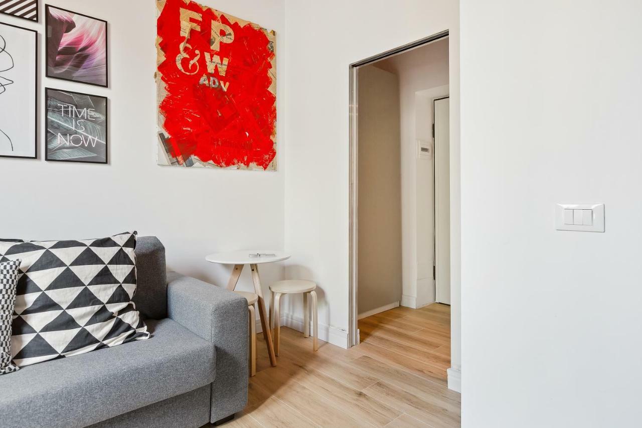 Modern And Cozy Apt In Porta Romana Milán Exterior foto