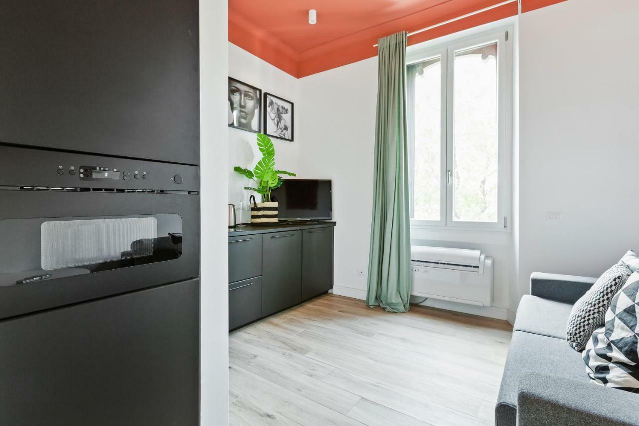 Modern And Cozy Apt In Porta Romana Milán Exterior foto
